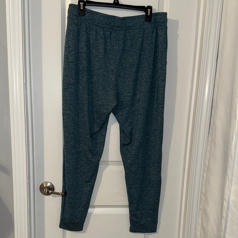Under Armour Heathered Teal Loose Fit Heat Gear, Size XL - Picture 7 of 7